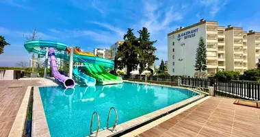 1 bedroom apartment in Mezitli, Turkey