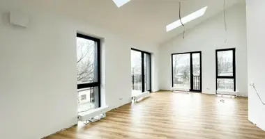 Квартира 3 комнаты в Рига, Латвия