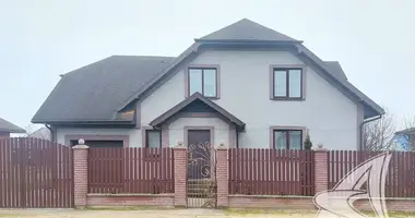 Maison dans Carnaucycki sielski Saviet, Bélarus