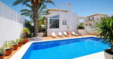 5 bedroom house in la Marina, Spain