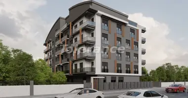 Wohnung 4 zimmer in Muratpasa, Türkei