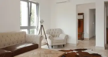 Apartamento 3 habitaciones en , Montenegro