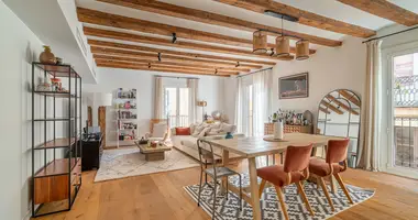 3 bedroom apartment in Barcelona, Spain