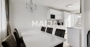 Apartamento 3 habitaciones en Helsinki sub region, Finlandia