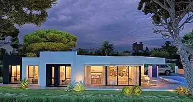 Villa 3 room villa in Calp, Spain