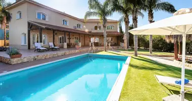 Villa in Paralimni, Zypern
