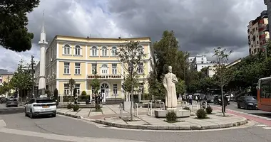 Boutique 72 m² dans Tirana, Albanie