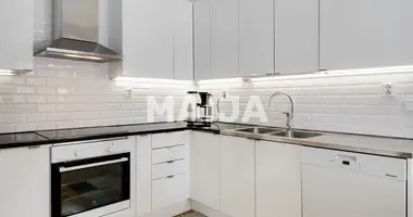 Dom 4 pokoi w Helsinki sub region, Finlandia