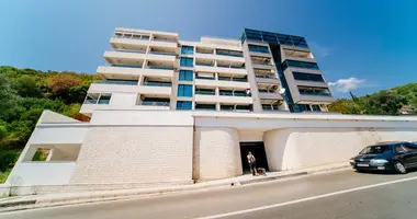 Penthouse 3 bedrooms in Becici, Montenegro