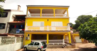 Hôtel 300 m² dans Dramalj, Croatie