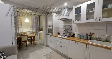 Apartamento 3 habitaciones en Muchaviecki sielski Saviet, Belarús