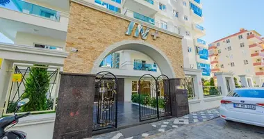 2 bedroom apartment in Mahmutlar, Turkey