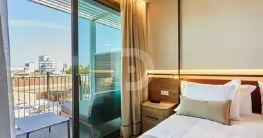 Hotel 2 914 m² in Barcelona, Spain