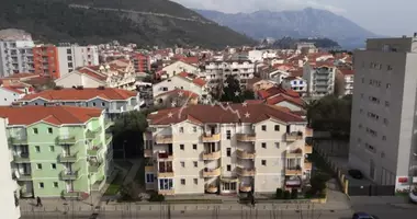 Commercial 8 rooms in Budva, Montenegro
