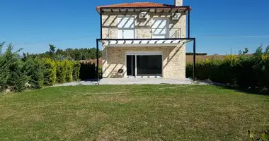 Коттедж 4 комнаты в Municipality of Nea Propontida, Греция