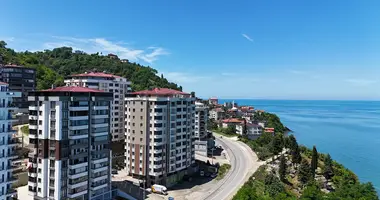 Apartamento 4 habitaciones en Arsin, Turquía