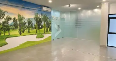 Propiedad comercial 135 m² en Sangkat Boeng Keng Kang Ti Muoy, Camboya