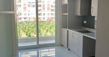 Mieszkanie 3 pokoi w Alanya, Turcja
