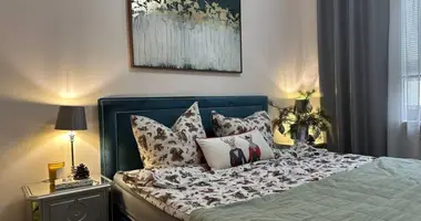 Квартира 4 комнаты в Варшава, Польша