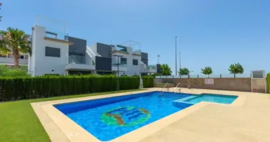 2 bedroom apartment in Pilar de la Horadada, Spain