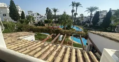 Wohnung 2 Schlafzimmer in San Pedro Alcantara, Spanien