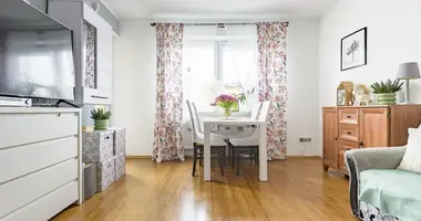 Квартира 3 комнаты в Пястув, Польша