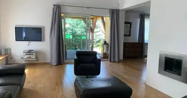 Дом 6 комнат в Варшава, Польша