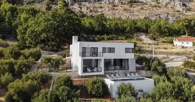 Дом 4 спальни в Омиш, Хорватия