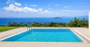 Villa 4 rooms in Pefkochori, Greece