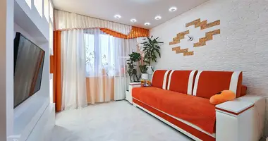 Apartamento 3 habitaciones en Minsk, Belarús