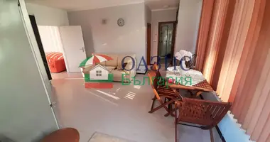 Apartamento 3 habitaciones en Nesebar, Bulgaria