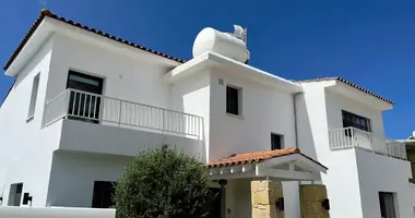 Villa 4 bedrooms in Tala, Cyprus