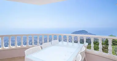 Квартира 4 комнаты в Аланья, Турция