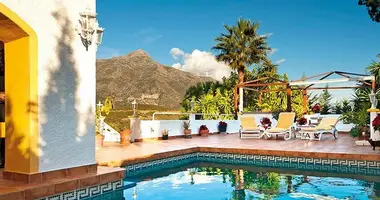 Villa in San Pedro Alcantara, Spanien