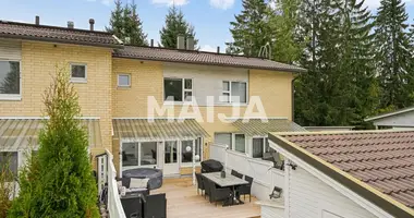 Apartamento 3 habitaciones en Helsinki sub region, Finlandia