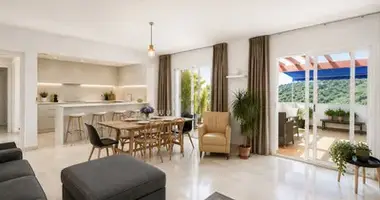 3 bedroom apartment in Mijas, Spain