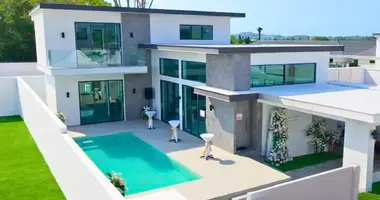 Haus 3 Schlafzimmer in Huai Yai, Thailand