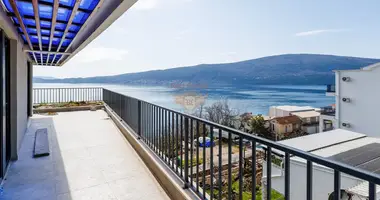 Wohnung 4 zimmer in Bijela, Montenegro