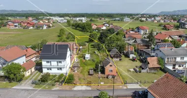 Działka w Gornji Stupnik, Chorwacja