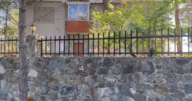 Apartamento 4 habitaciones en Trimiklini, Chipre