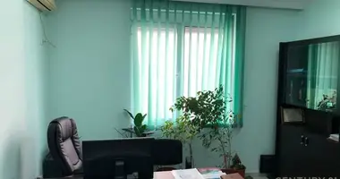 Bureau 40 m² dans Tirana, Albanie