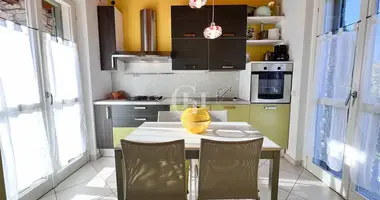 Villa 2 bedrooms in Moniga del Garda, Italy