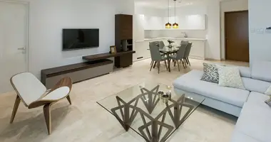 Apartamento 3 habitaciones en Koinoteta Agiou Tychona, Chipre