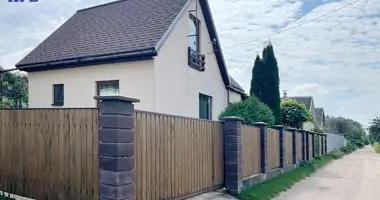 Casa en Papiarnianski sielski Saviet, Belarús