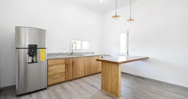 Condo in West End, Honduras
