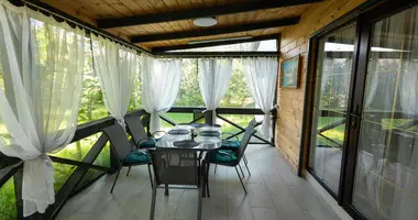 Casa en Dzitvianski sielski Saviet, Belarús