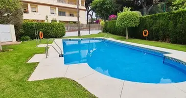 2 bedroom apartment in Ricmar, Spain