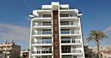 Mieszkanie 4 pokoi w Larnaka, Cypr