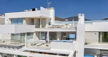 Apartamento 2 habitaciones en San Pedro Alcantara, Španjolska