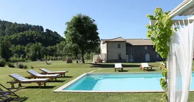 Villa 5 chambres dans Lucques, Italie